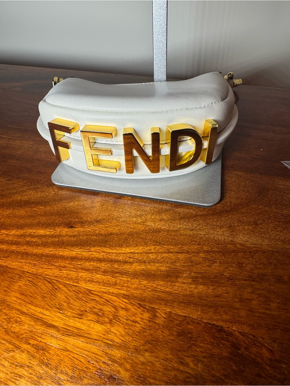 White Leather Mini Bag; No Brand - Picture 7 of 8